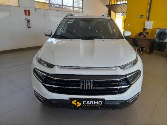 FIAT TORO 2.0 16V TURBO DIESEL FREEDOM 4WD AT9 FIAT TORO 2.0 16V TURBO DIESEL FREEDOM 4WD AT9